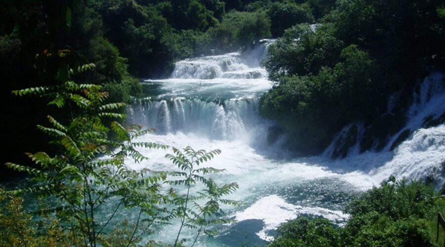 krka waterfalls tour from split